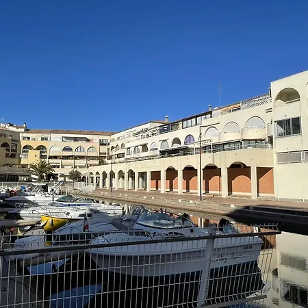 Moderne, 2 Pieces Cabine, Terrasse Et Veranda, Proche Plage, Parking Prive - Fr-1-338-133