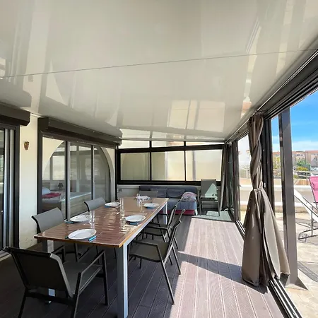 Moderne, 2 Pieces Cabine, Terrasse Et Veranda, Proche Plage, Parking Prive - Fr-1-338-133 * Sète